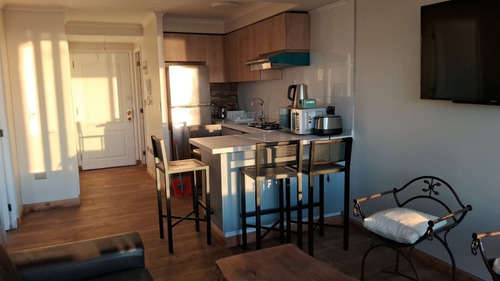 Departamento En Arriendo Por Temporada De 2 Dorm. En Viña De