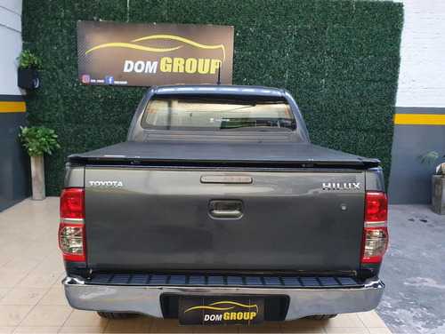Imagen 5 de 20 de Toyota Hilux 2012 3.0 Cd Sr I 171cv 4x4