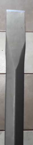 Cincel Plano Hex. 1-1/8 520mm P/concreto Makita D21369