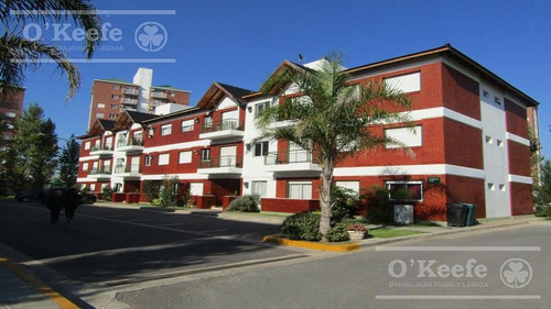 Imagen 3 de 16 de Departamento En Venta De 2 Ambientes Con Cochera En El Barrio La Colina - Ezpeleta Este