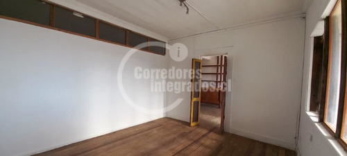 Casa En Venta Valparaíso, Gran Potencial Vivir O Inversión