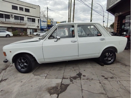 Imagen 1 de 17 de Fiat 128 Berlina 