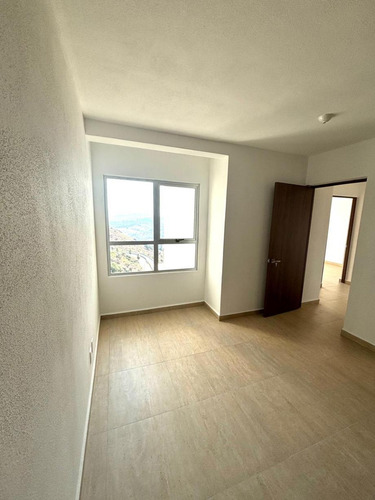 Departamento En Renta En Colonia Nuevo Madin, Atizapán De Zaragoza, Estado De México