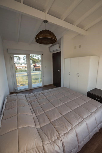 Imagen 10 de 27 de Duplex Cabaña Alquiler Temporario Miramar