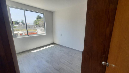 Casa Nueva En Renta En Una Privada De Toluca Con Jardin
