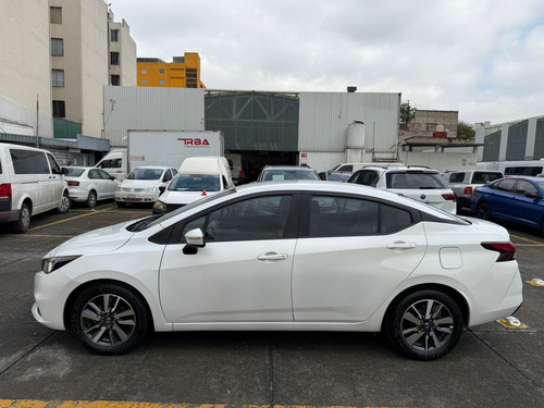 Nissan Versa 1.6 Advance Mt