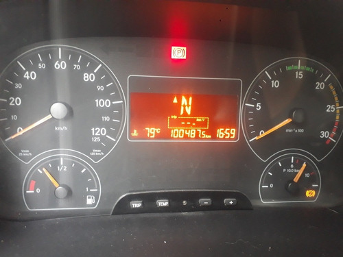 Mercedes Benz Atego 2425