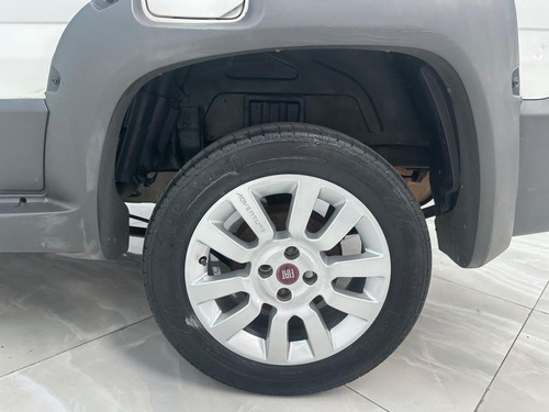 Fiat Strada 1.8 Mpi Adventure Cd 16v Flex 3p Automatizado