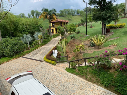 Espectacular Finca En Venecia Antioquia