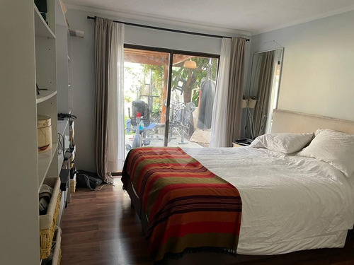 Casa En Venta De 3 Dorm. En La Florida