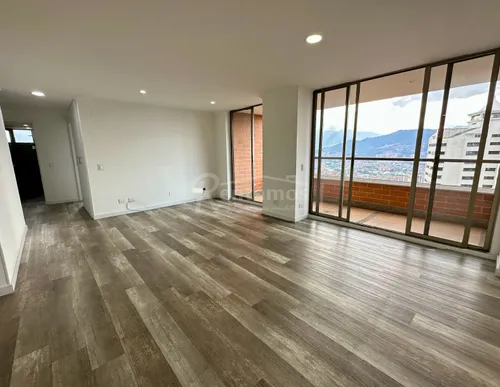 Apartamento En Arriendo En El Poblado. Cod A776155