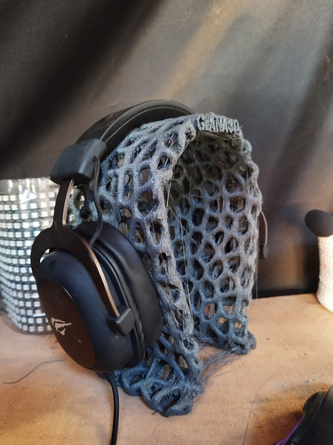 Suporte Para Fones Estilo Voronoi Impresso Em 3d #grana3d