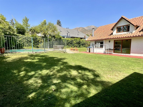 Casa Arriendo/5 D/solo Con Compromiso De Compra/las Condes