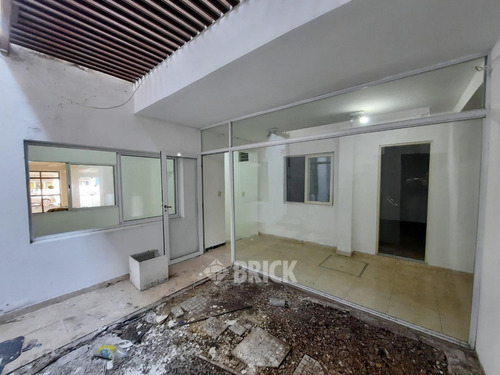(venta En Block) Local Y 3 Deptos En Carlos Calvo Al 1100 - 534 M2 Cub De Existencia