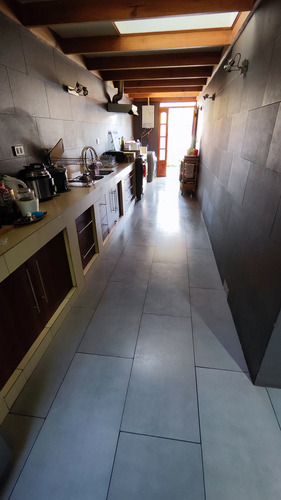 Casa El Olmo Peñalolén Amplio Dormitorio