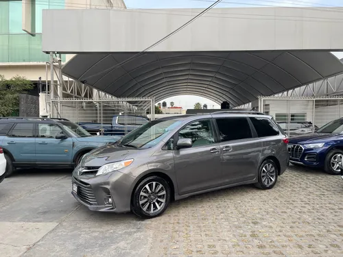 Toyota Sienna 3.5 Xle Piel At