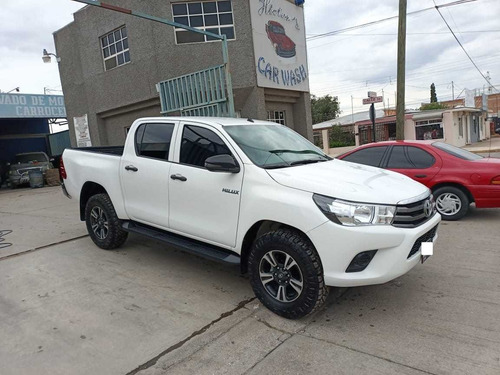 Imagen 15 de 15 de Toyota Hilux 2018 2.7 Cabina Doble Sr Mt