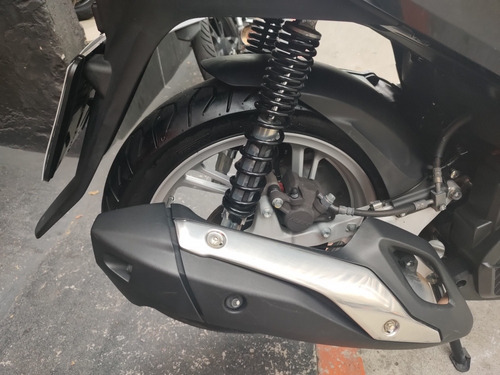 Imagem 5 de 15 de Honda Sh 150 Abs