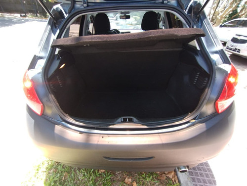 Imagen 15 de 25 de Peugeot 208 Allure 1.6 Modelo 2015 126.000 Kms
