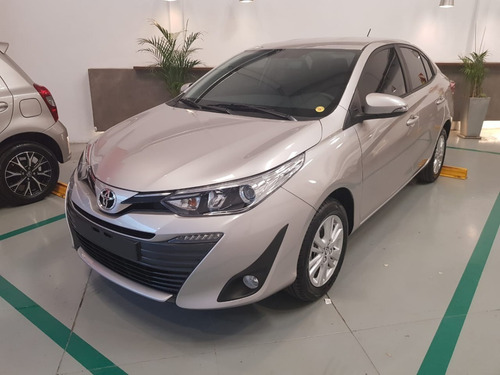 Toyota Yaris 1.5 Xls Cvt Sedán 4p 2021 0km