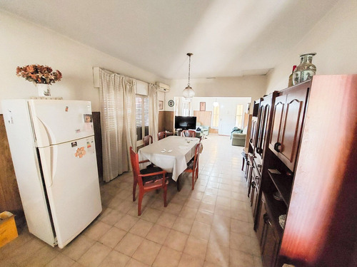 Imagen 16 de 22 de Casa Céntrica En Funes