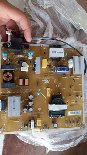 Fuente De Poder Para Lg 55uq7070zue Pn: Eay65895656 (Usado)