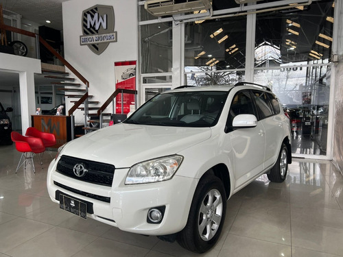 Imagen 2 de 18 de Toyota Rav