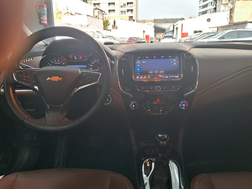 Chevrolet Cruze 1.4 Premier Sedan