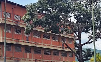 Edificio en alquiler