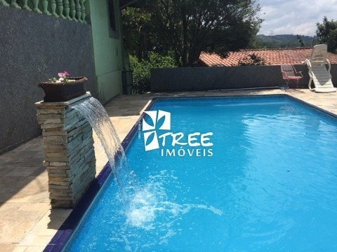 Chácara A Venda Com 6.800 M² Possui 3 Casas No Mesmo Terreno Sendo A Principal Com 3 Quartos (2 Suítes, Hidro) Um Dos Quartos Com Acesso Individual Co - Ch00061 - 4454499