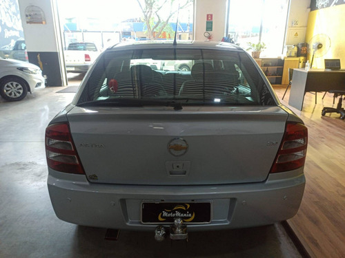 Imagem 5 de 10 de Chevrolet Astra 2.0 Mpfi Advantage 8v Flex 4p Manual