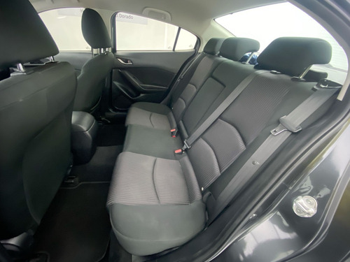 Imagen 19 de 25 de Mazda 3 Touring 2.0