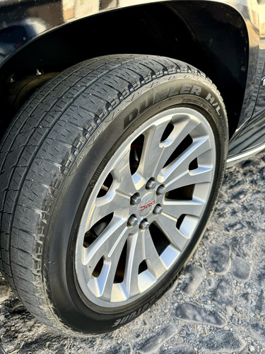 GMC Yukon 6.2 Denali V8 8 Vel At