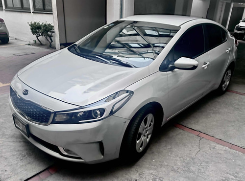 Kia Forte 2.0 Lx Mt