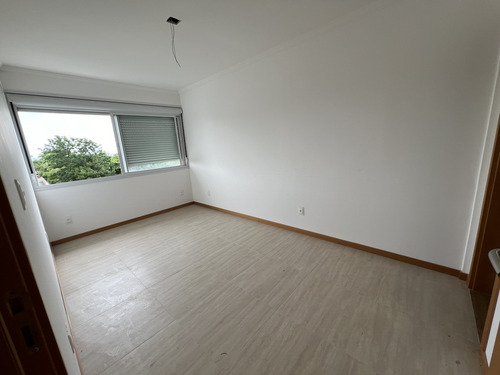 Cobertura 2 Quartos E Um Em Suíte Com 2 Vagas De Garagem