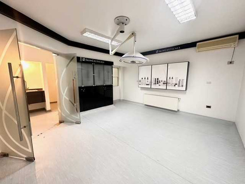 Lo Arcaya Clinica Estetica (82823)
