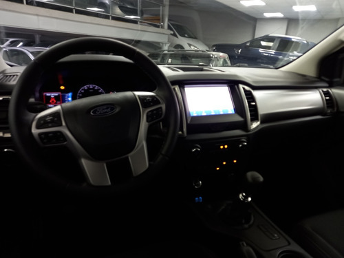 Imagen 11 de 15 de Ford Ranger Xlt 4x2 3.2 Mt 0km