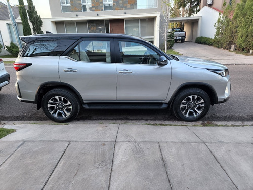 Imagen 5 de 18 de Toyota Sw4 2.8 Tdi 204 Cv Diamond 4x4 7as 6 At 0km