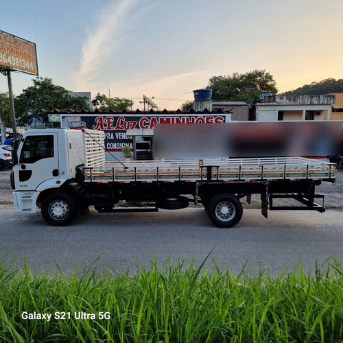 Ford Cargo Modelo 1519 Ano 2014 Na Carroceria Com Ar