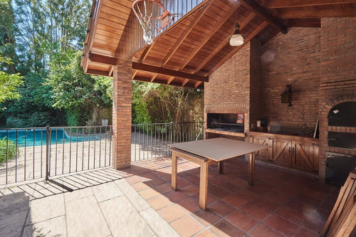 Imagen 20 de 28 de Casa A La Venta En Martínez Con Imponente Parque