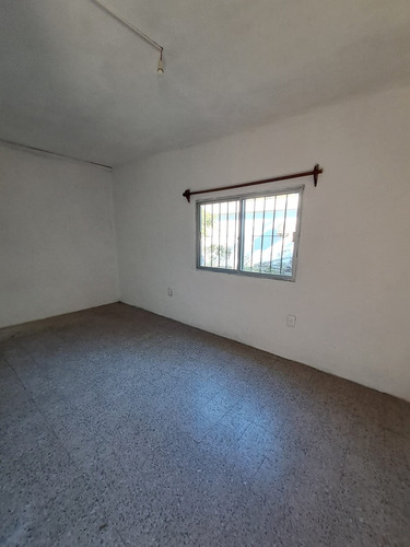 Hermosa Casa En Alquiler, Marindia Norte!! 2 Dormitorios Y Living Comedor