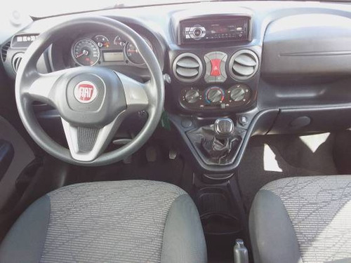 Imagem 3 de 9 de Fiat Doblò 1.8 Mpi Essence 7l 16v Flex 4p Manual