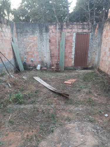 Lote 40mt Quadrados Todo Murado Com Portão Água E Luz