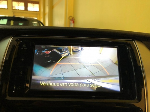 Imagem 10 de 15 de Yaris Sedan Xls 1.5 Aut. Cvt Cinza Completo Impecável