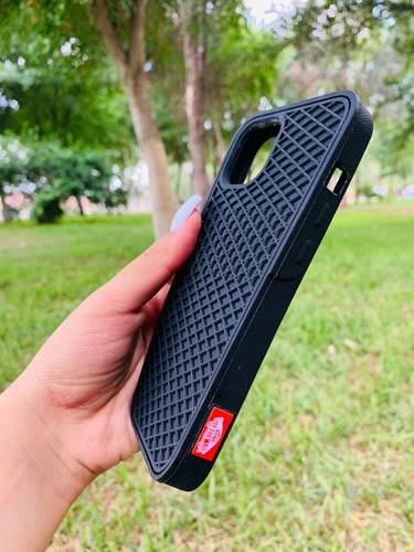 Funda Vans Waffle Para iPhone Color Negro Y Café