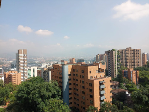 Apartamento Para La Venta En Medellin Alejandria