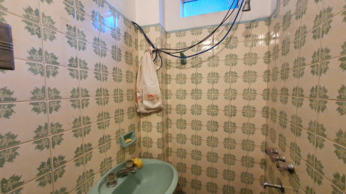 Casa 4 Ambientes, 2 Plantas, 2 Baños, Cochera