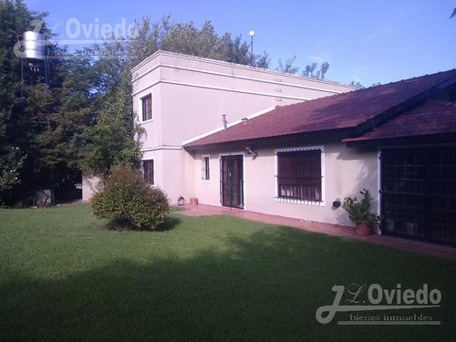 Hermosa Casa En Country En Pilar Con Pileta ****