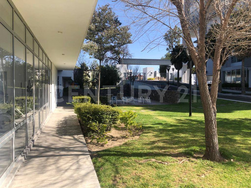 Departamentos En Venta De En Torre Nidum! A 1km De Ccu Y 3km D Angelopolis!