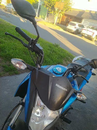Imagen 3 de 18 de Honda Twister Cbb125f